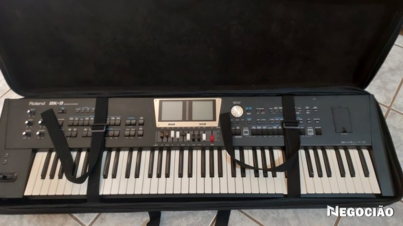 teclado-roland-bk-9-big-0